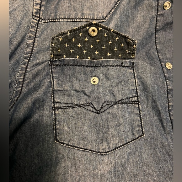 GUESS Long Sleeve Cotton Button-Up Men’s Shirt - Picture 7 of 8